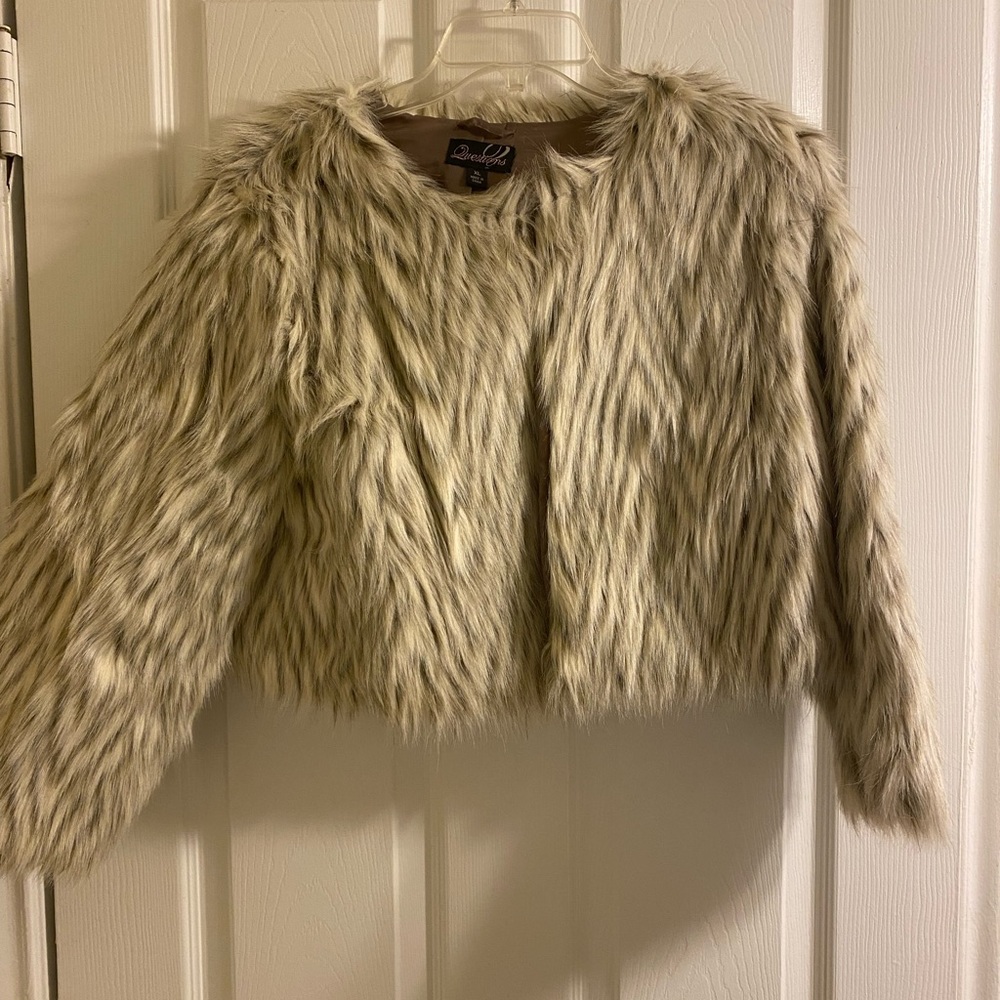 Crop fur jacket